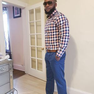 Meet your Posher, Gregory